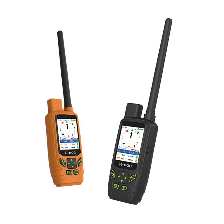 TR-dog multi-dog® tracker in trener handheld